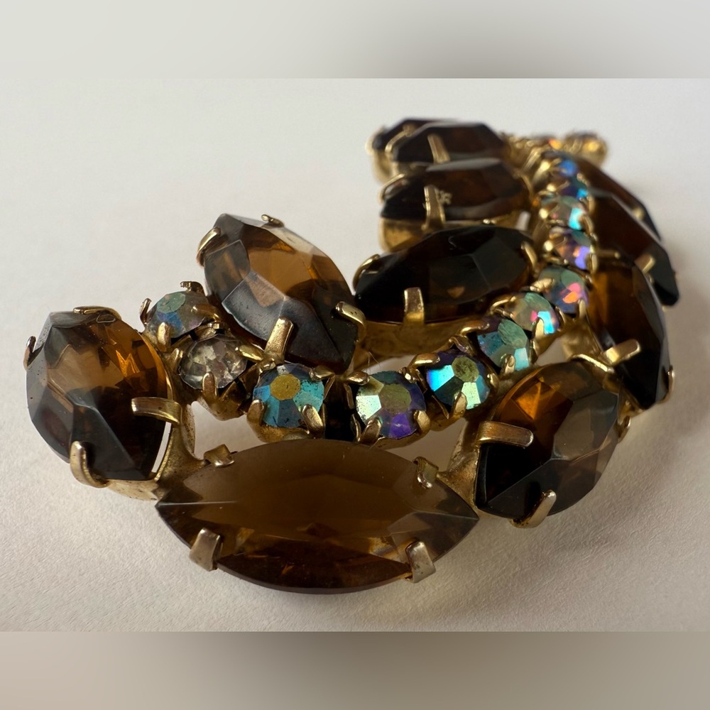 Vintage Amber Brown Glass Rhinestone Leaf Brooch 2.75” Gold Tone Statement Pin - Picture 4 of 7